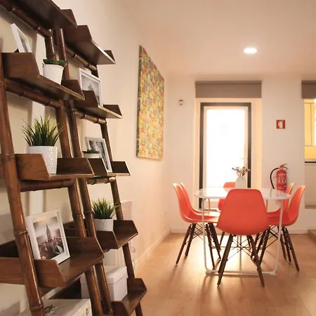 Apartment Romantichome At Alfama's Heart Lisbon