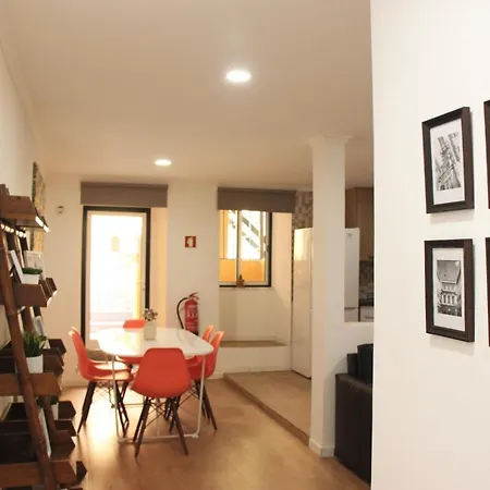 Romantichome At Alfama's Heart Lisbon