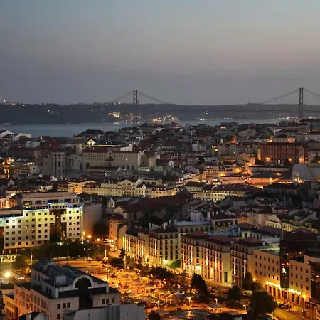 Apartment Romantichome At Alfama's Heart Lisbon