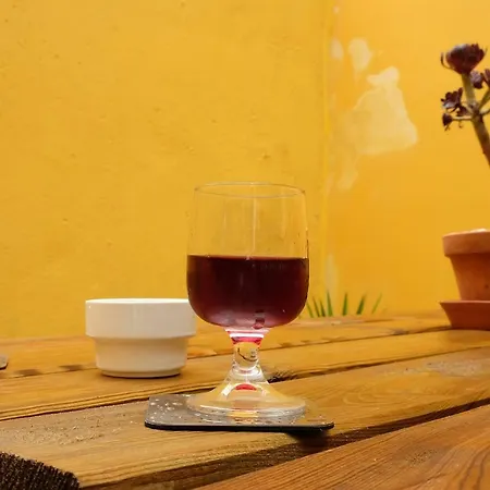 Romantichome At Alfama's Heart Lisbon