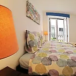 Romantichome At Alfama's Heart Daire Lisboa