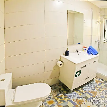 Romantichome At Alfama's Heart アパート