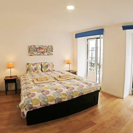 Romantichome At Alfama's Heart アパート リスボン