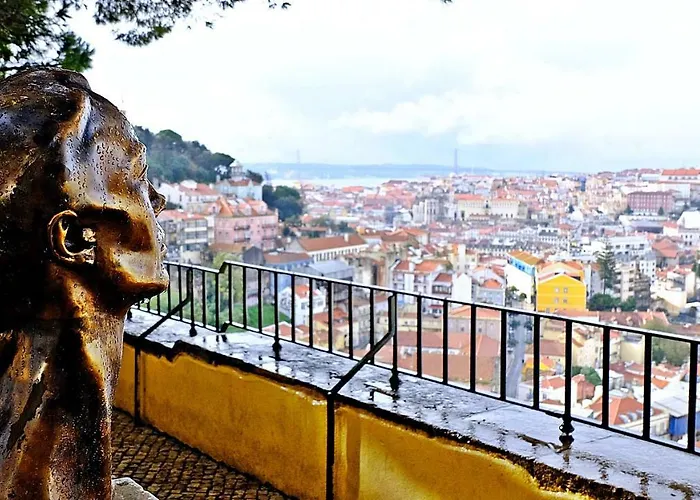 Romantichome At Alfama's Heart Lisboa